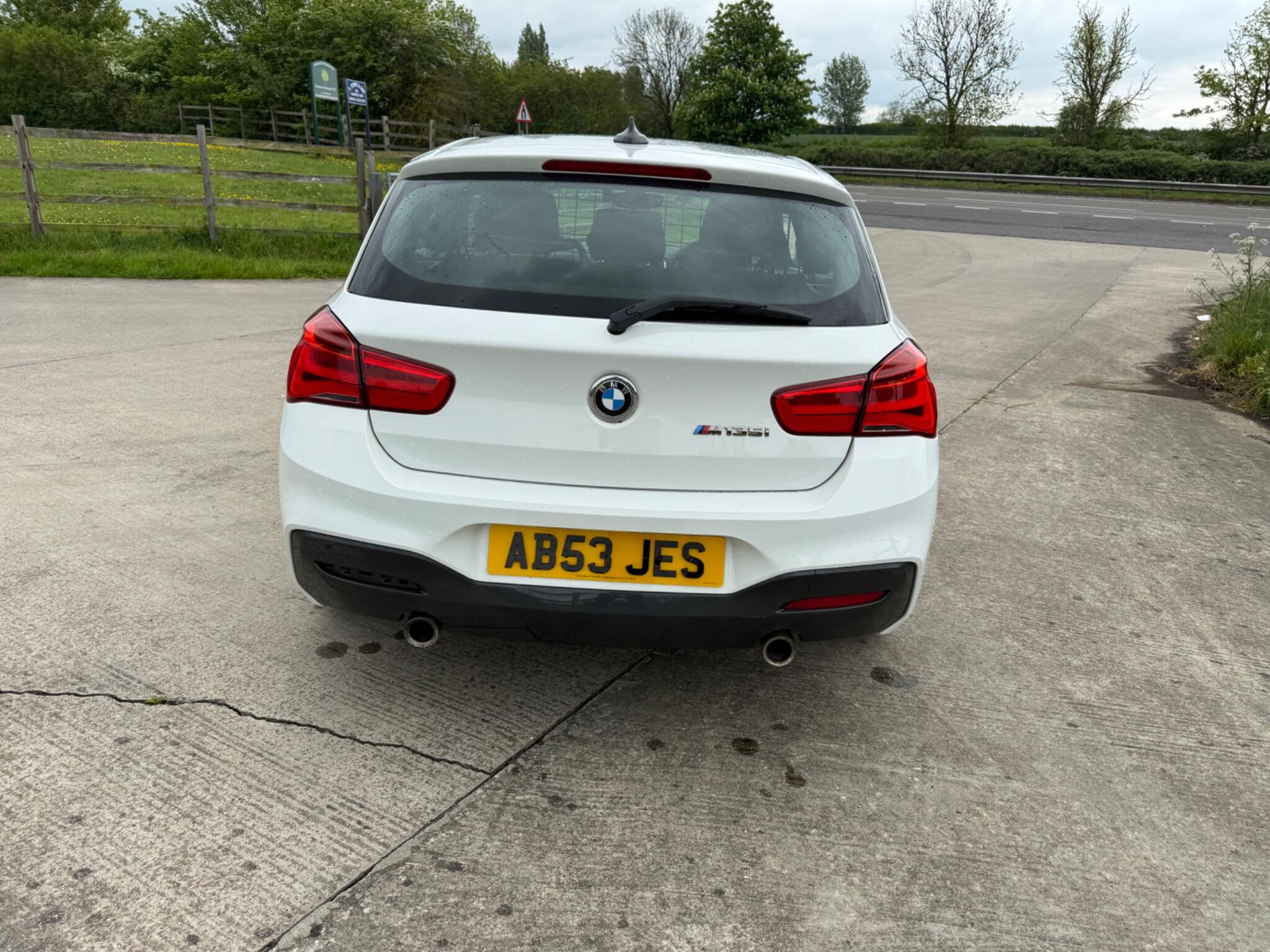 BMW 1 Series 3.0 M135i Euro 6 (s/s) 3dr — photo 63 of 92